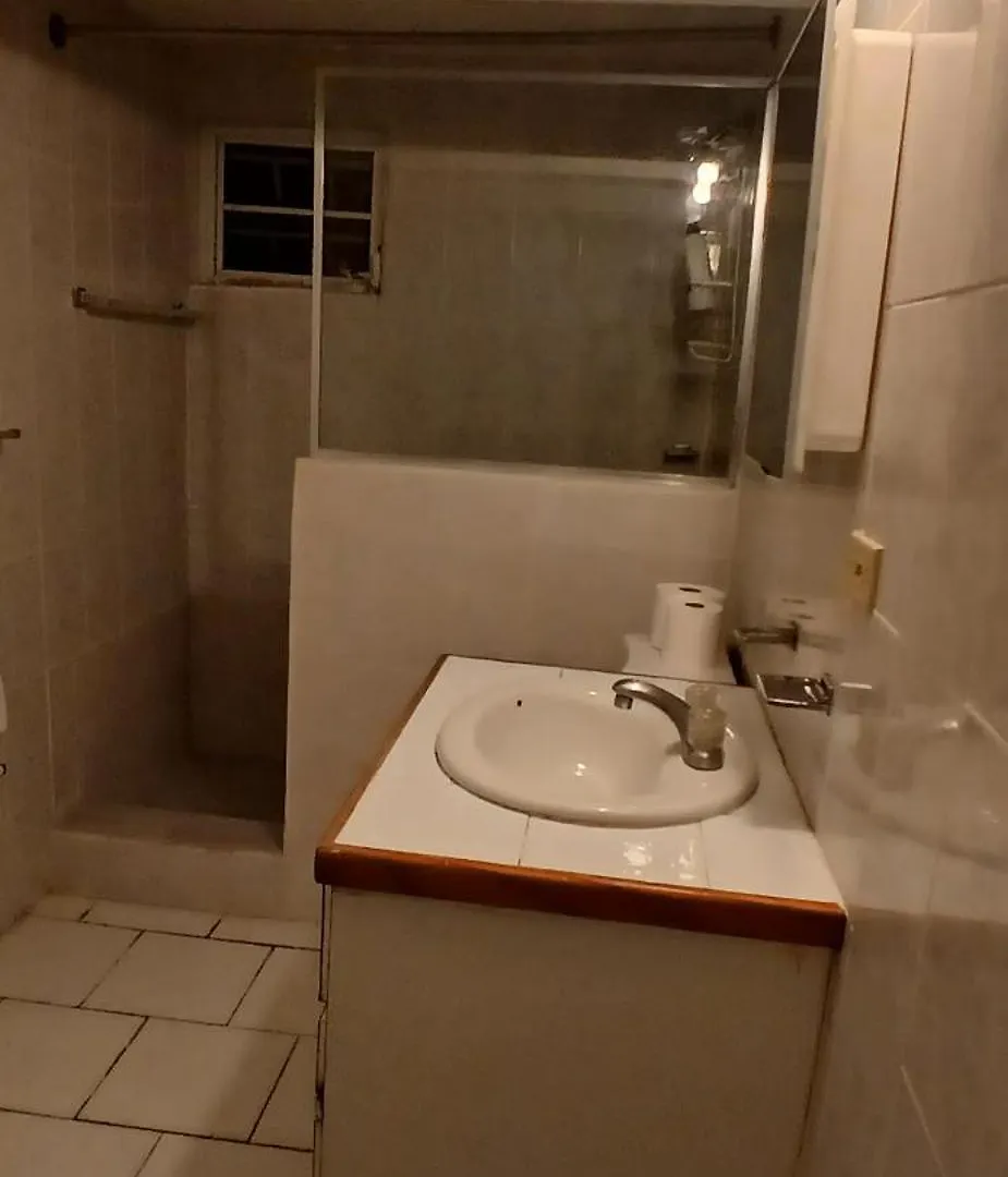 Beach Front Haven, By More Than Beauty Properties Tortola Island شقة